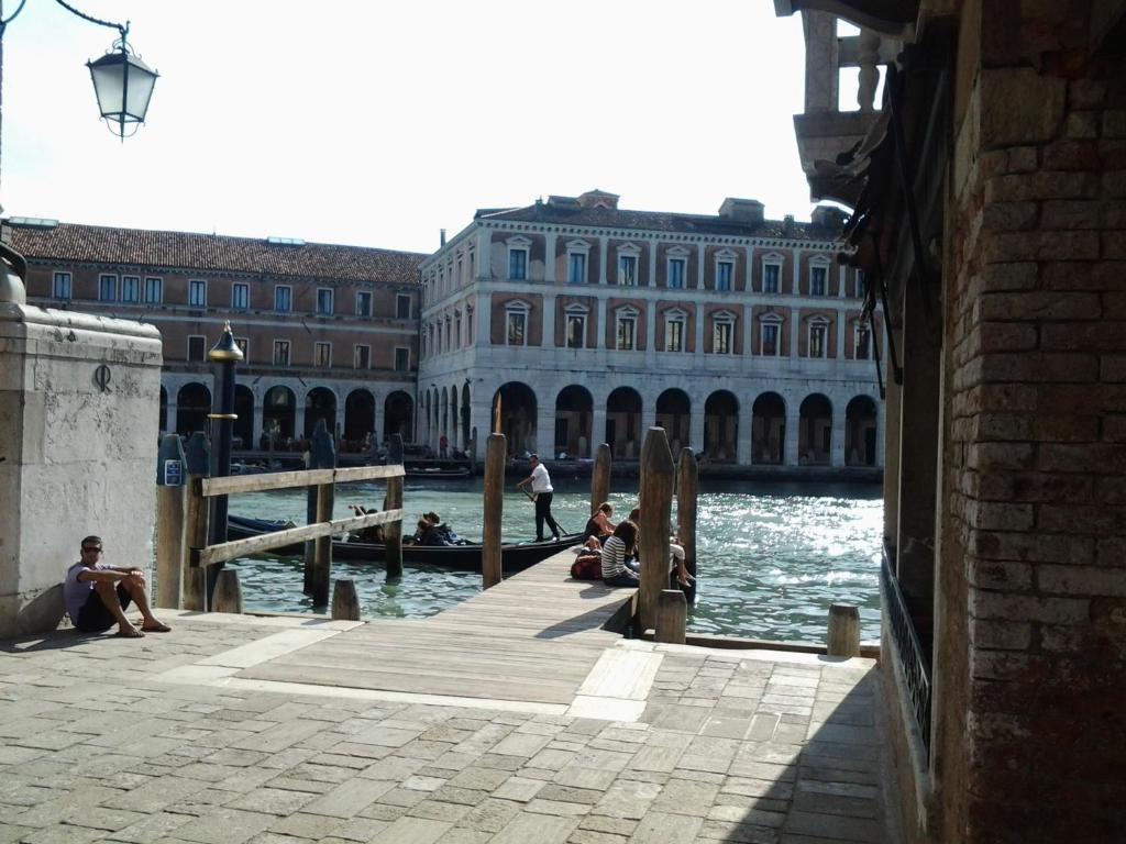 Palazzo Lion Morosini - Check In Presso Locanda Ai Santi Apostoli Venecia Exterior foto