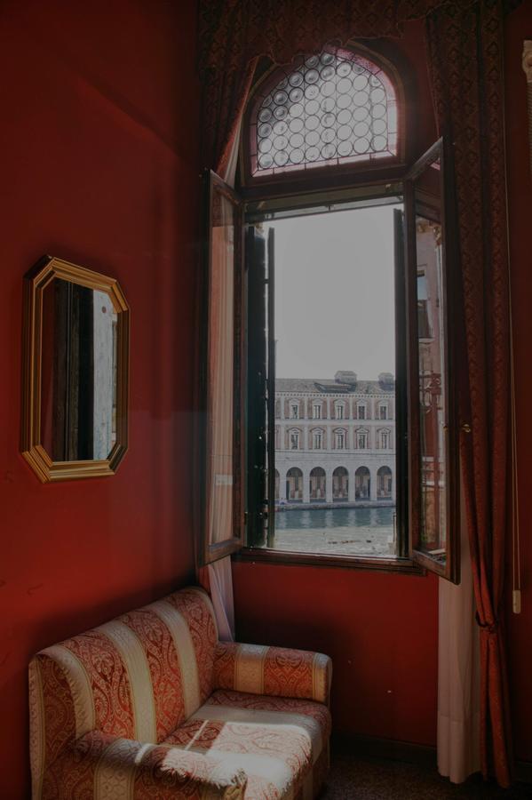 Palazzo Lion Morosini - Check In Presso Locanda Ai Santi Apostoli Venecia Exterior foto